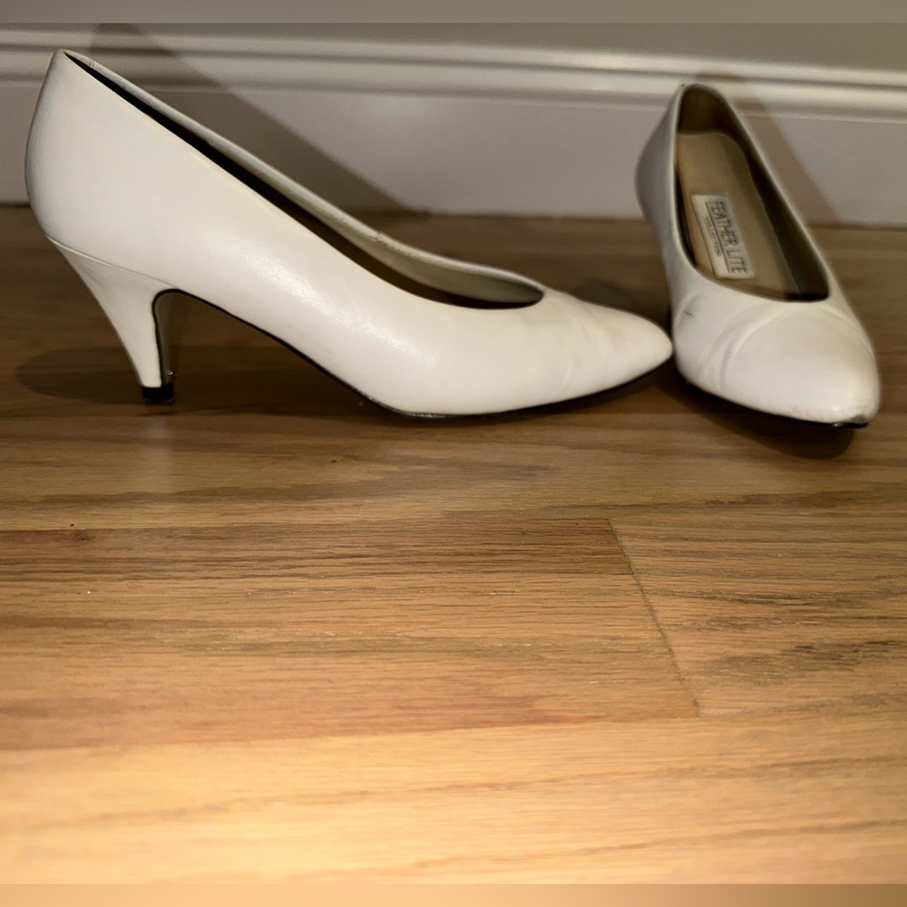 Leather Vintage White Women's Heels Pumps